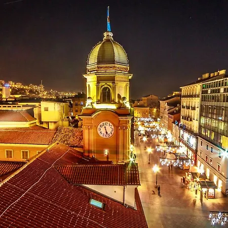 Santa Barbara Apartment