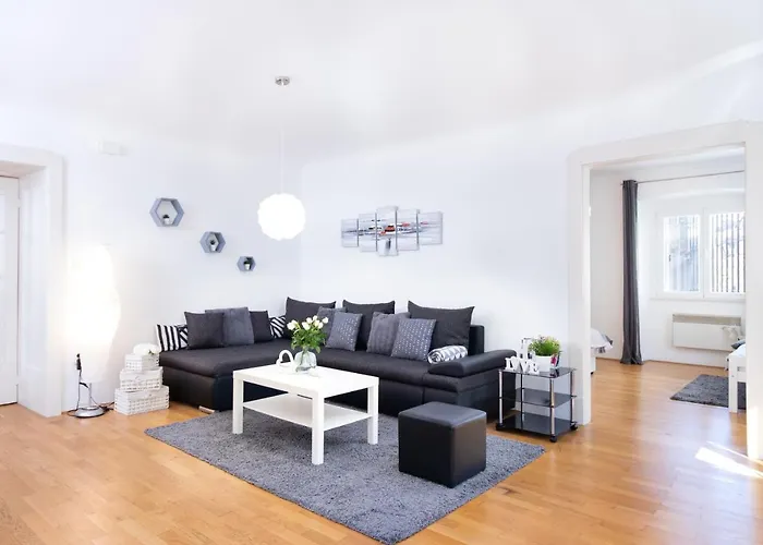 Santa Barbara 리예카